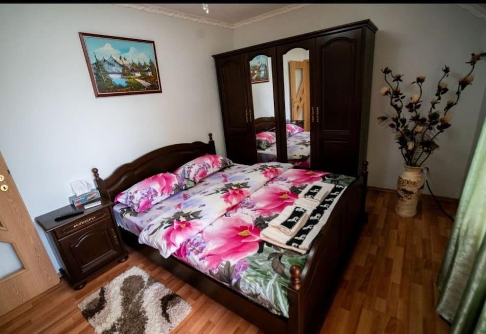 Casa Mona Villa Oradea Exterior photo